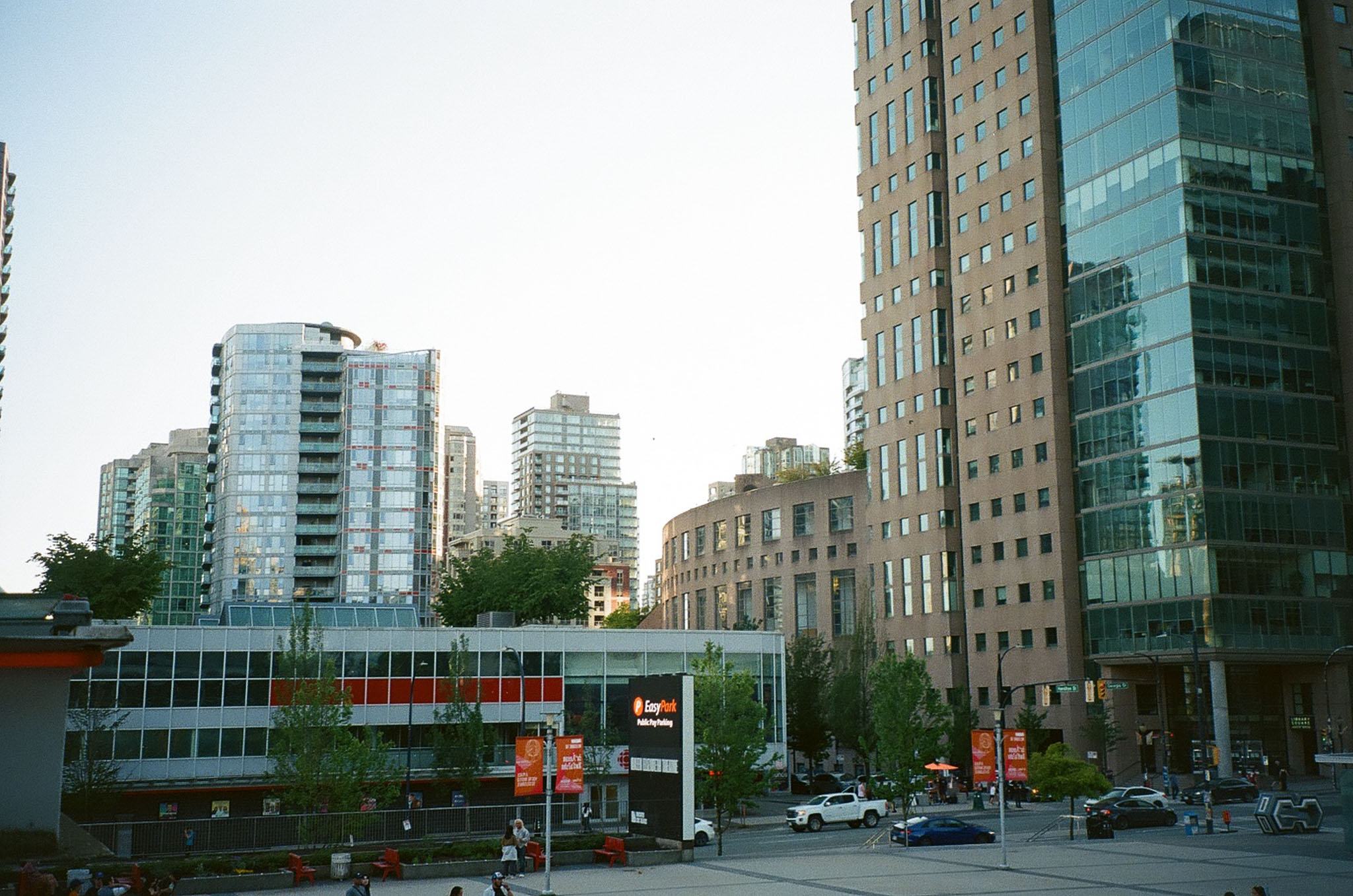 fujifilm 400 (june 07/25) | canon sureshot 85